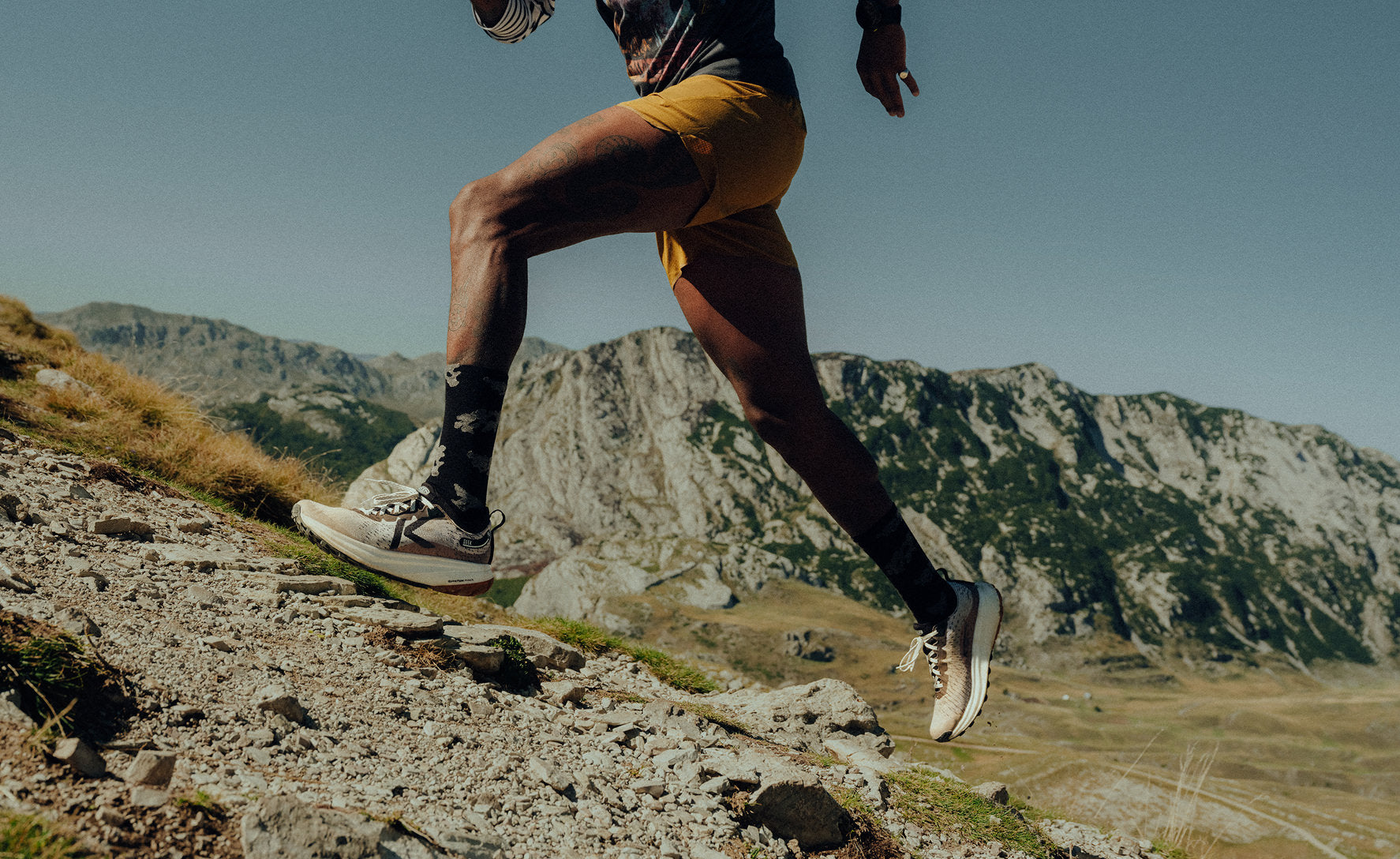 Men's Seek Trail Running Shoe | Safari/Black - Image 7