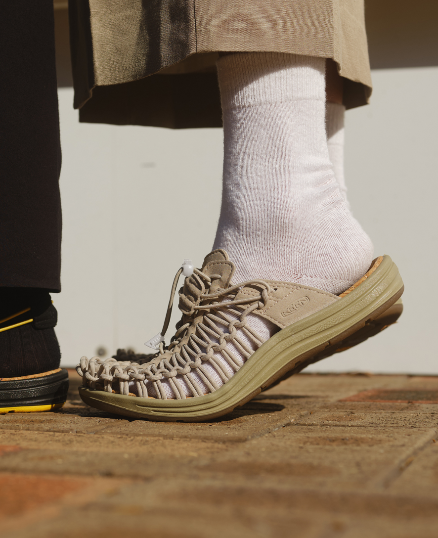 All Gender UNEEK II Convertible | Black/Black - Image 8