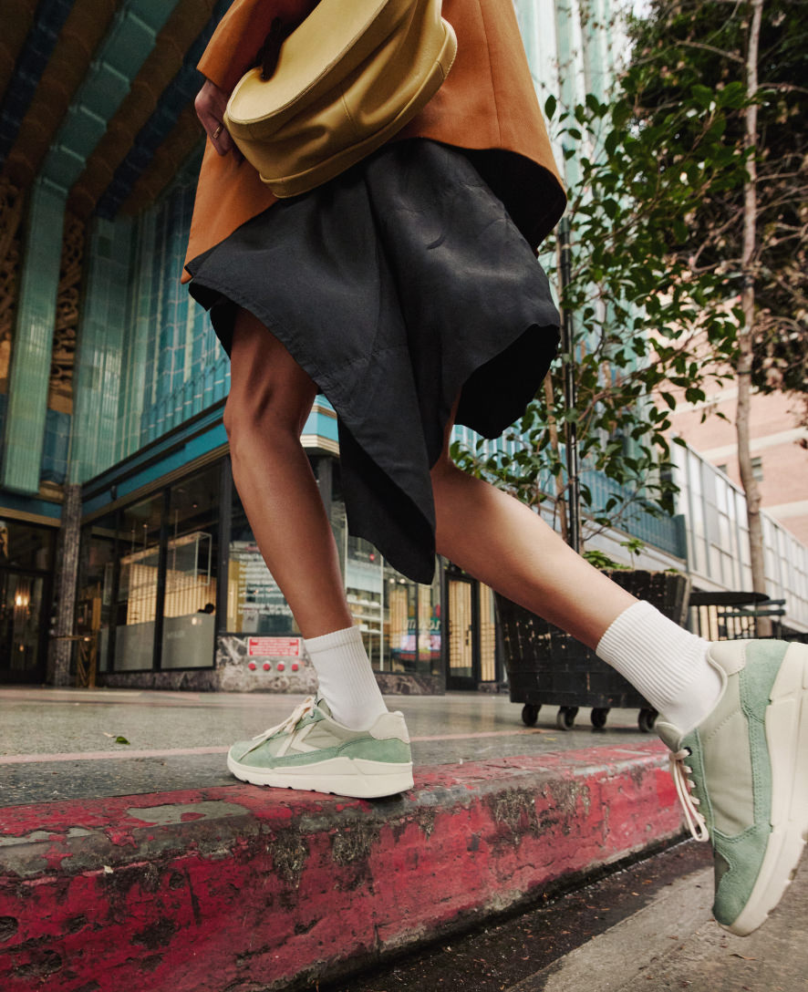 Women's KM2 Jogger | Birch/Safari - Image 8