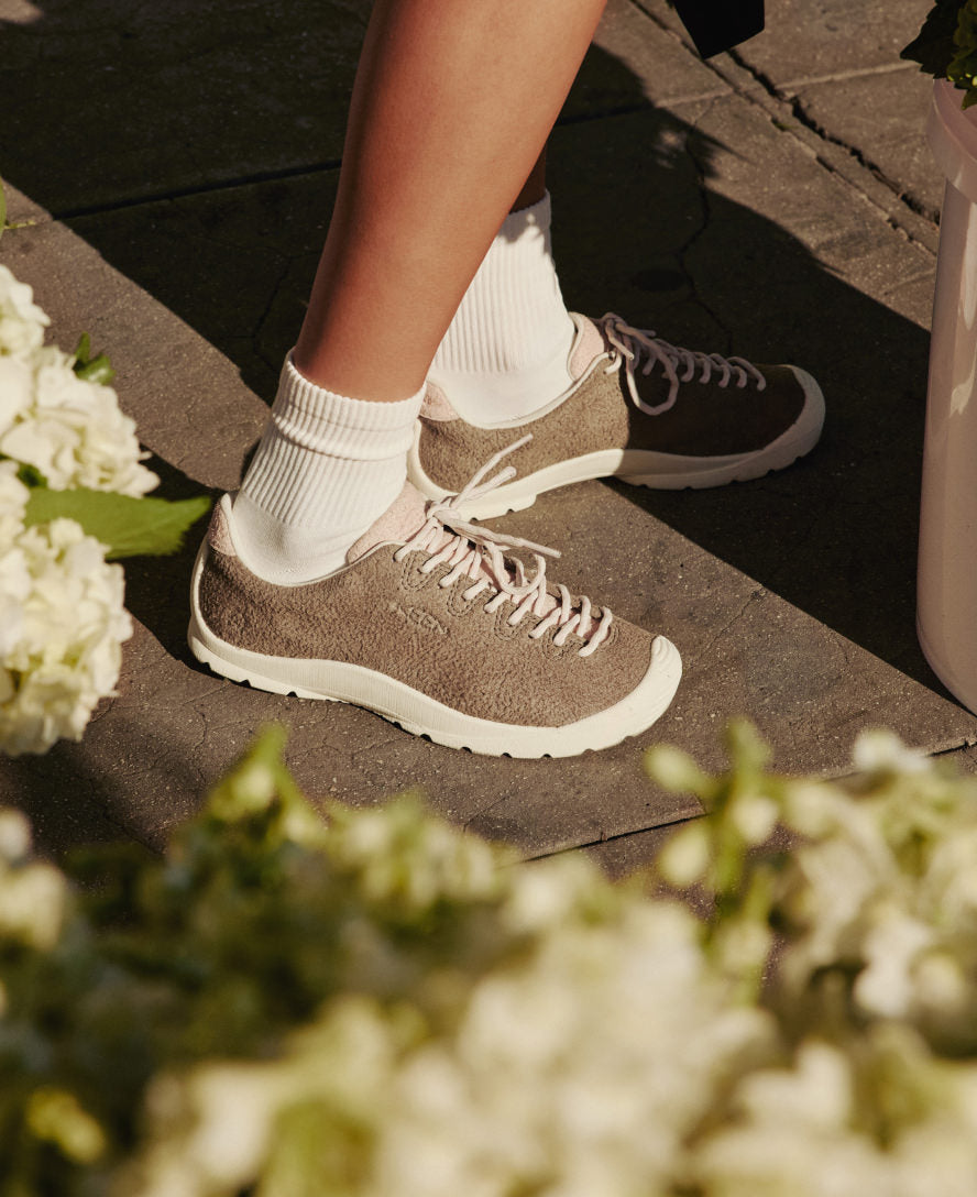 Women's Jasper KM Lite Sneaker | Brindle/Birch - Image 8